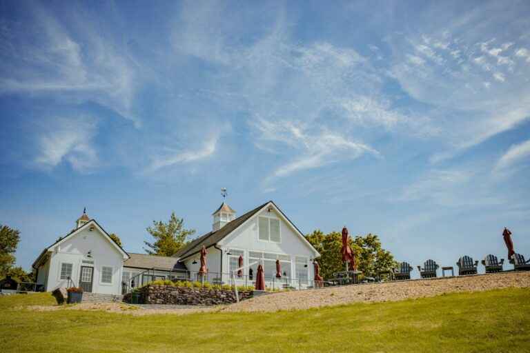 6 Best Hudson Valley Wineries 19 Best Hudson Valley Winery | Milea Estate Vineyard