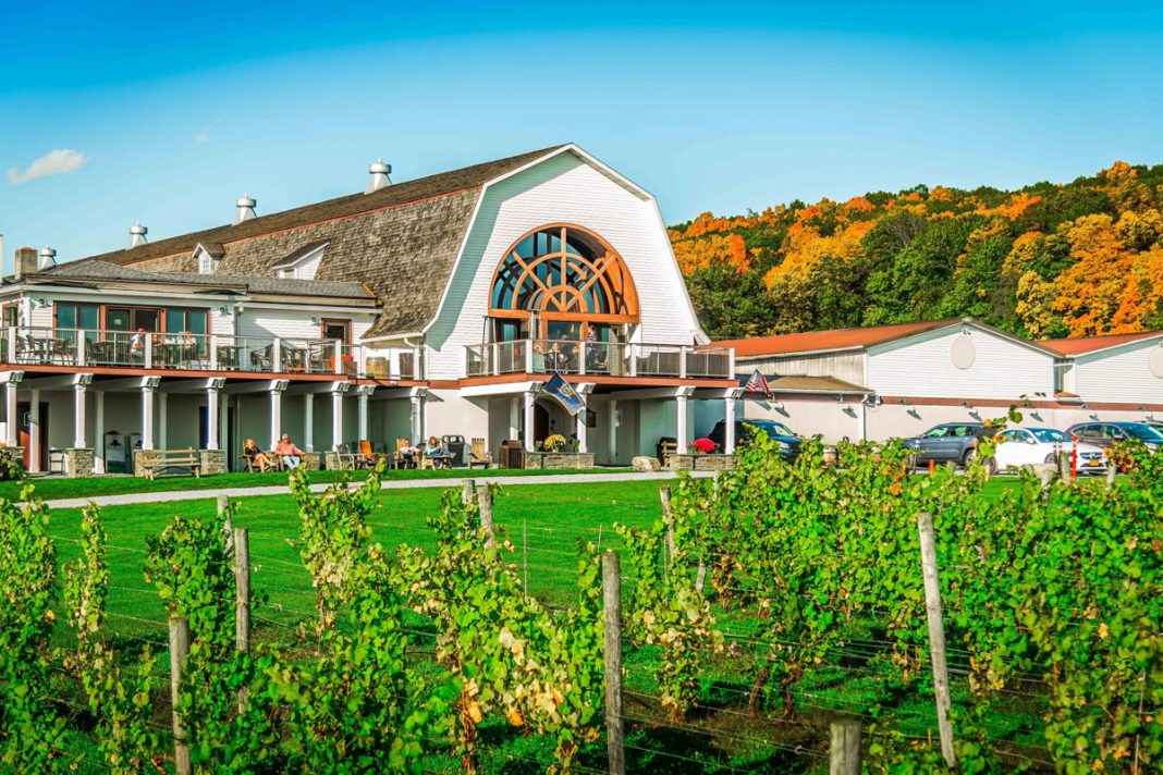 6 Best Hudson Valley Wineries 8 Millbrook Winery